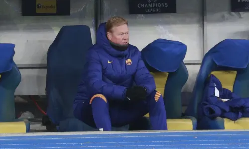 Barcelona’s Koeman: I accept the coach is to blame for poor results