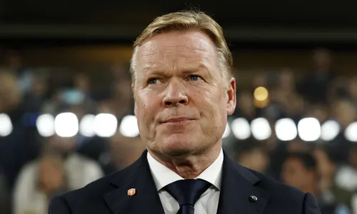 Koeman heeft een probleem: ‘Aan hem gaat Oranje zeker plezier beleven, maar het heeft tijd nodig’