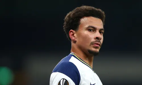 Mourinho: Dele Alli distracted by transfer speculation