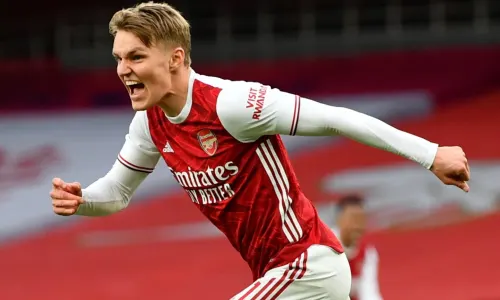 ‘If you can’t sign Odegaard, don’t play him’, says Arsenal legend