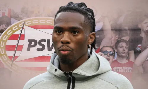 Kingsley Ehizibue, PSV