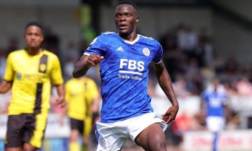 Patson Daka playing for Leicester in pre-season versus QPR
