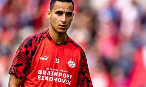 PSV kondigt op valreep nieuws over Anwar El Ghazi aan