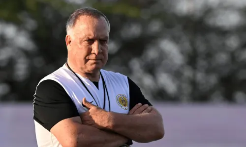 Dick Advocaat, Curaçao