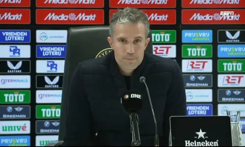 Robin van Persie, Persconferentie