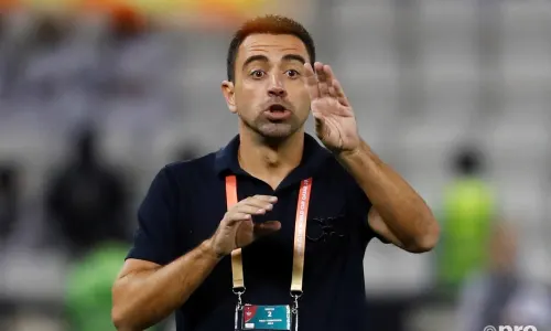 Barcelona open negotiations with Xavi over head coach job
