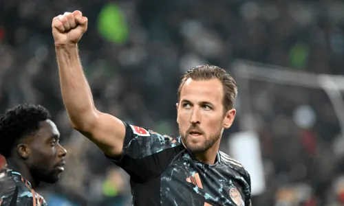 Harry Kane, Alphonso Davies, Real Madrid