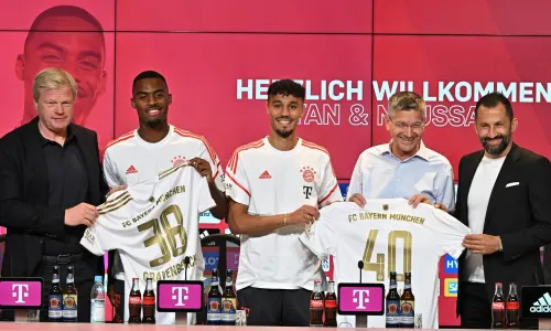 Ryan Gravenberch, Noussair Mazraoui, Bayern Munchen, 2022/23