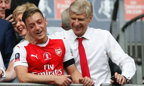 ‘Genius’ Ozil will thrive with Fenerbahce, says Arsenal legend Wenger
