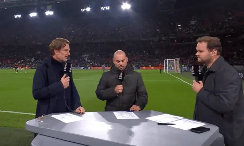 Wesley Sneijder, Ronald de Boer