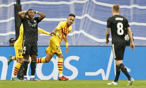 Pierre-Emerick Aubameyang, Barcelona, 2021-22