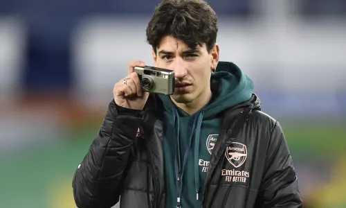 Which Barcelona players could Arsenal swap Hector Bellerin for?