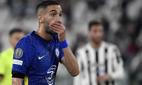 Hakim ZIyech in Champions League action for Chelsea