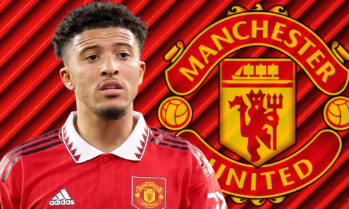 Jadon Sancho and the Manchester United badge on a red abstract background