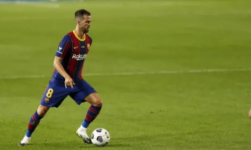 Barcelona’s €65m bust: Why it’s gone wrong for Miralem Pjanic