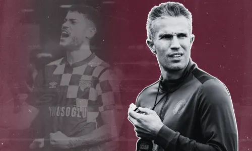Robin van Persie, Rômulo