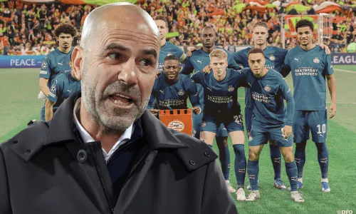 PSV-trainer Peter Bosz en de elf spelers voor het duel met Lens