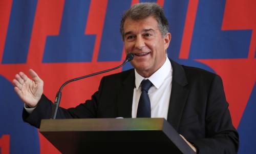 Laporta accused of being ‘arrogant and unprofessional’ towards Koeman by former Barcelona star