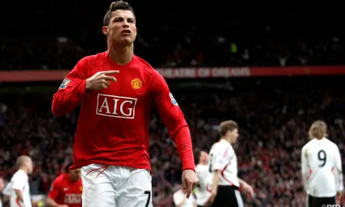 Ronaldo IN, Bruno Fernandes OUT: Gary Neville names five best Man Utd signings