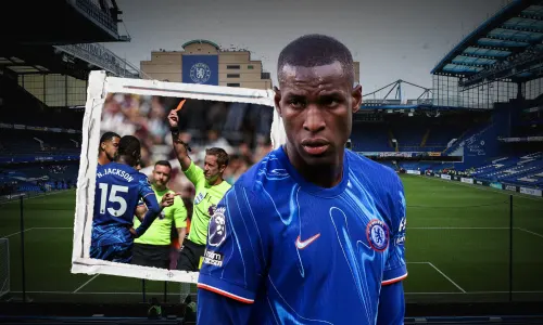 Nicolas Jackson, Chelsea, red card