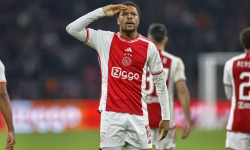 'Chuba Akpom kan Ajax in januari alweer verlaten'