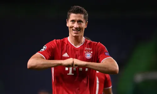 Klinsmann wants ‘special’ Lewandowski to beat Muller record