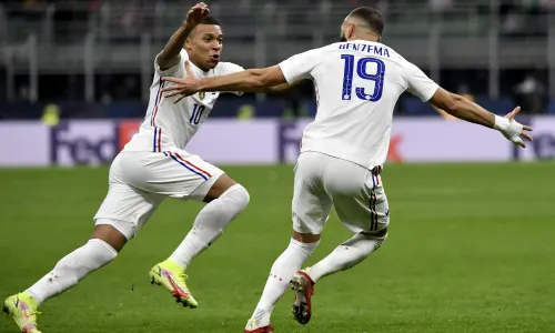 Benzema and Mbappé celebrate a France goal in the Nations League