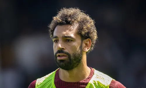 Mohamed Salah trains for Liverpool during the 2022/23 season