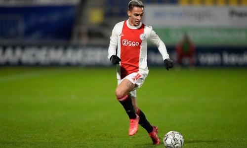 Ajax star Antony dribbles the ball in an Eredivisie match against RKC in 2021.