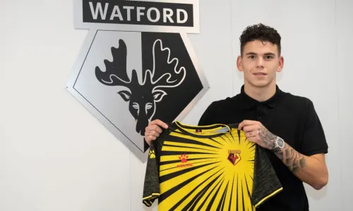 Watford sign former AZ Alkmaar youngster Tiago Cukur till 2022