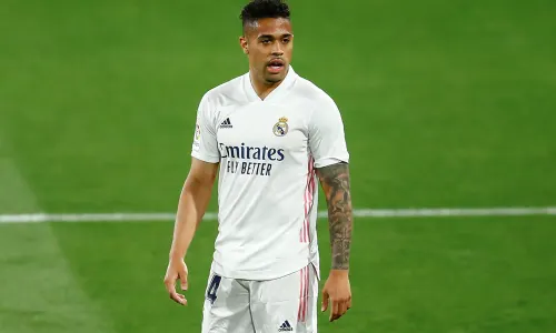 Mariano Díaz in a Real Madrid game in 2020/21.