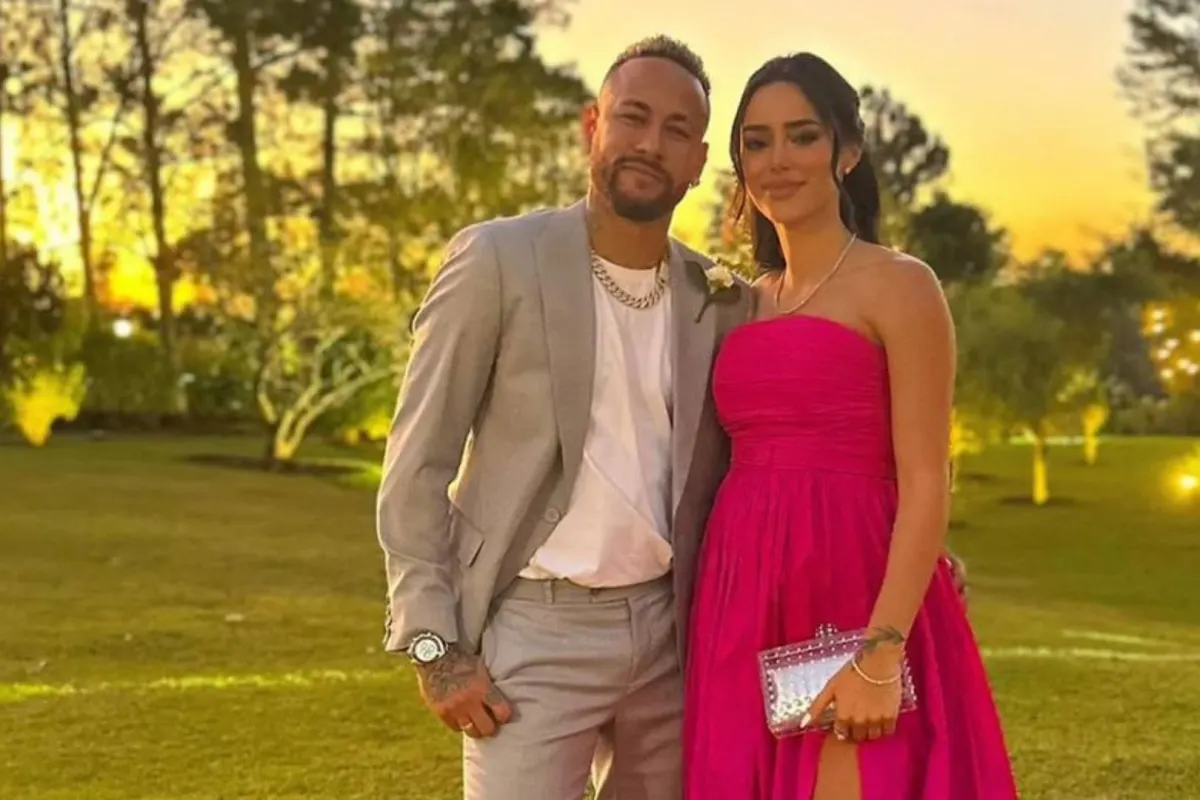 Neymar apologises for CHEATING on PREGNANT girlfriend Bruna Biancardi |  FootballTransfers.com