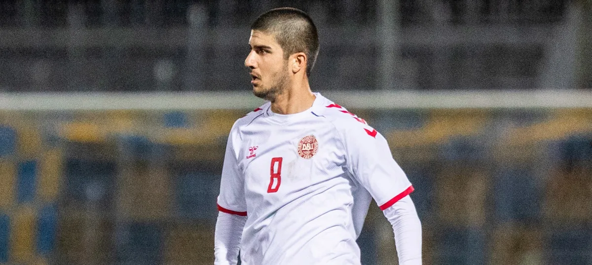 Zidan Sertedmir in action for Denmark U19.