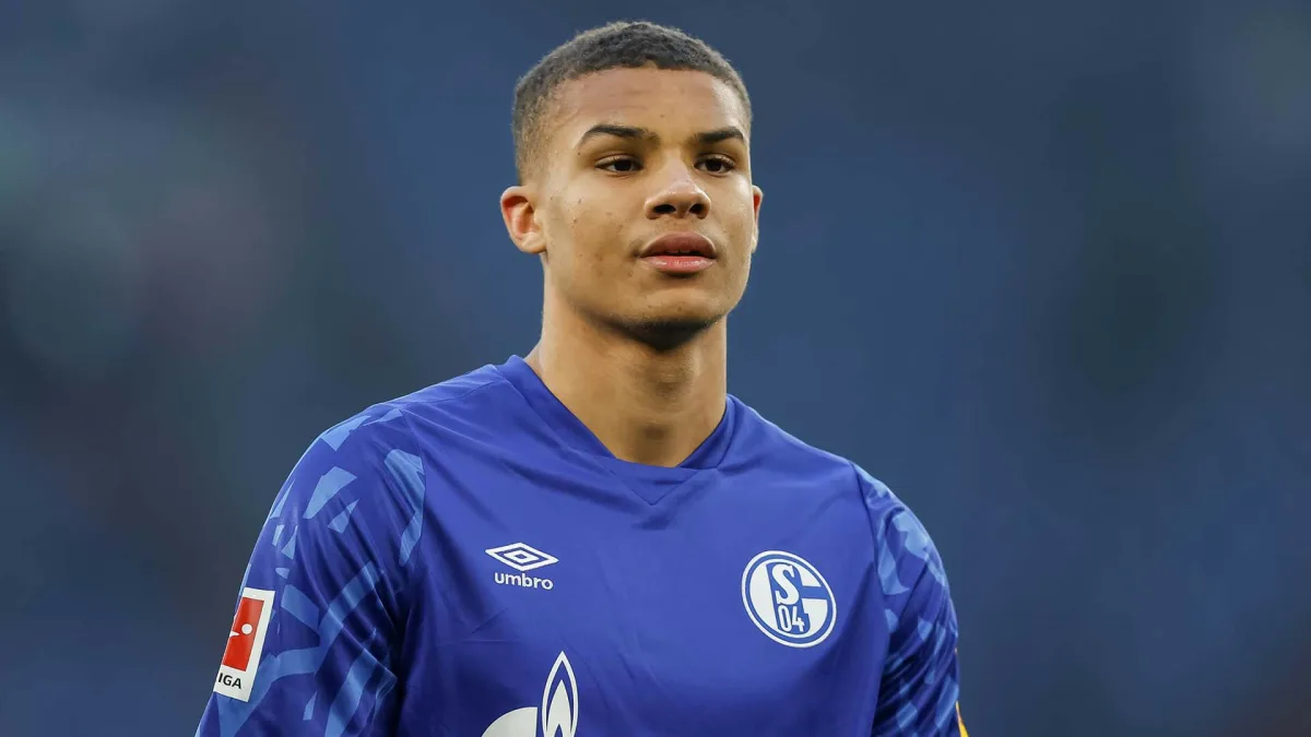Who is Liverpool target and Schalke youngster Malick Thiaw?
