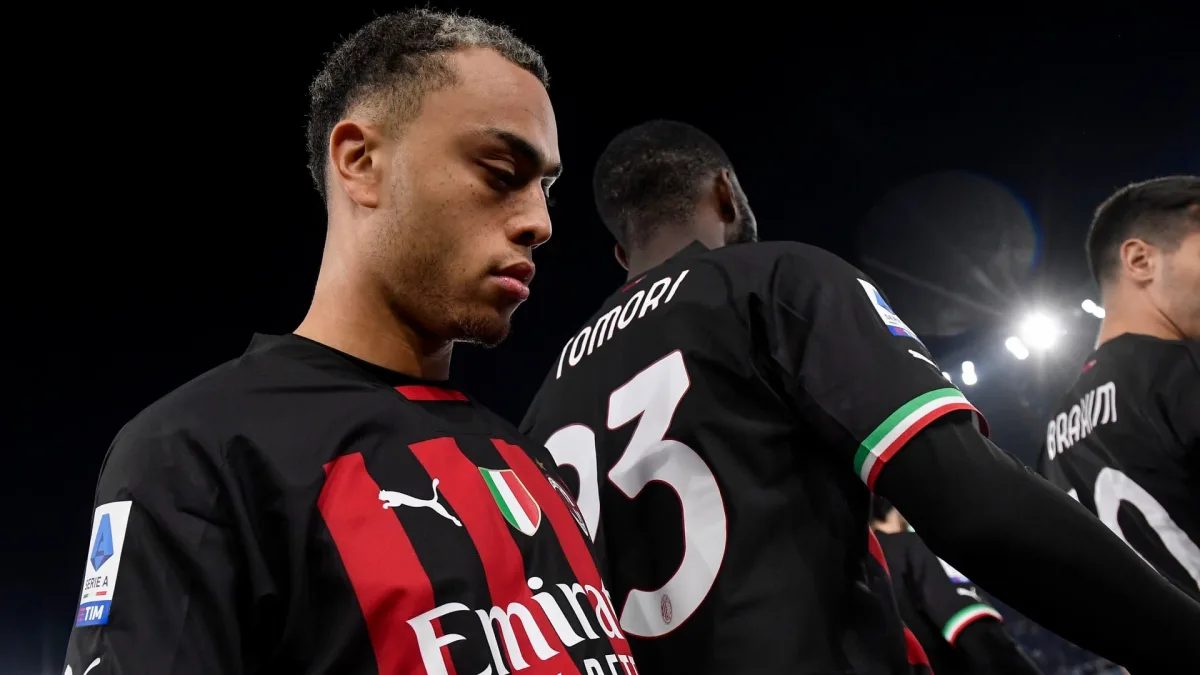 Sergiño Dest, AC Milan