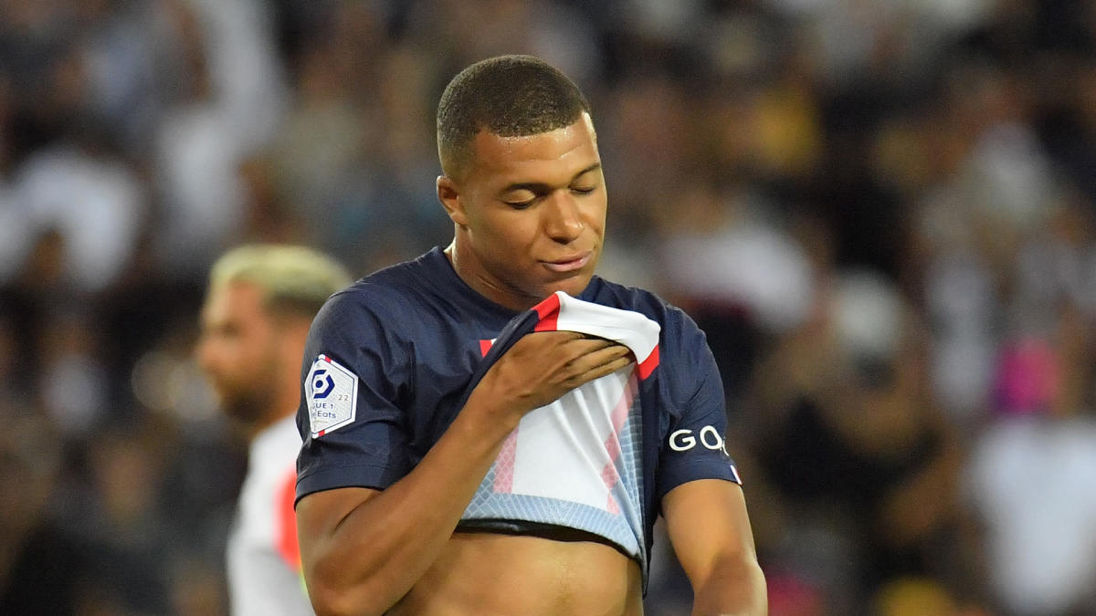 Psg Transfer News Has Kylian Mbappe S Contract Caused An Attitude Problem Footballtransfers Com