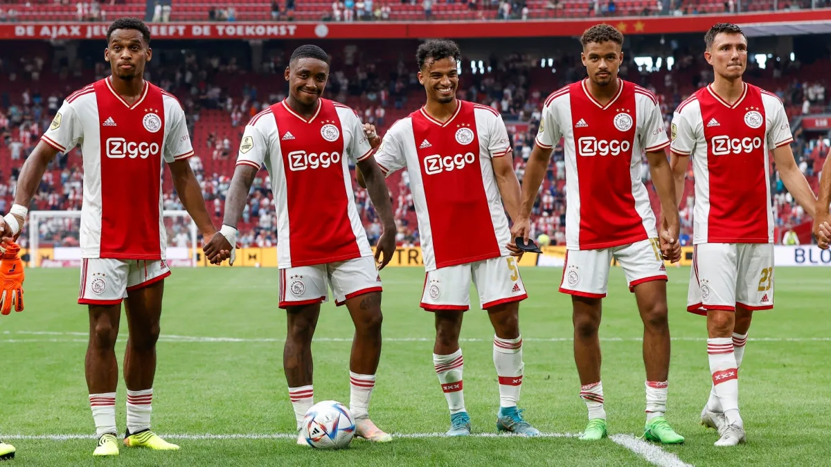 Owen Wijndal, Devyne Rensch, Steven Bergwijn, 2022/23