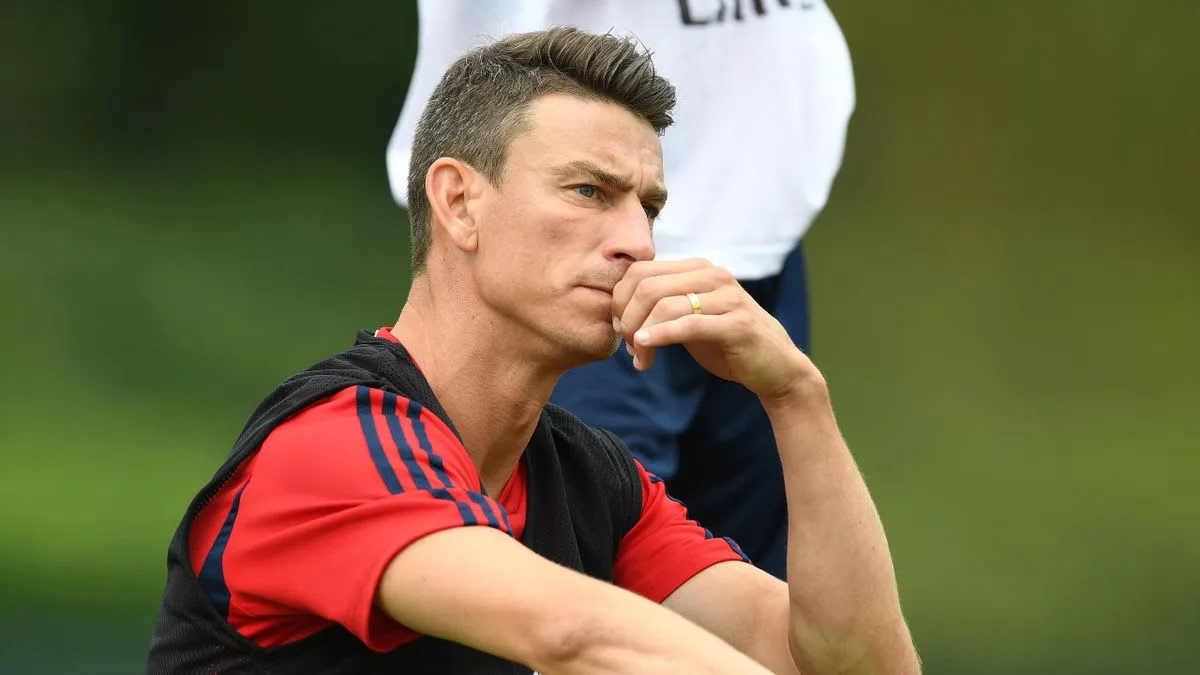 Koscielny: I could have stayed at Arsenal and remained captain