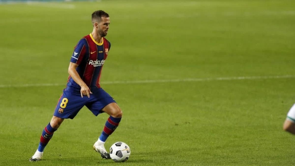 Pjanic ‘not satisfied’ with just being at Barcelona