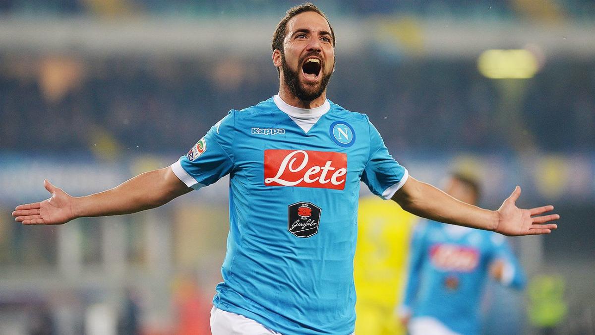 Arsene Wenger pulled out of 2013 Higuain deal