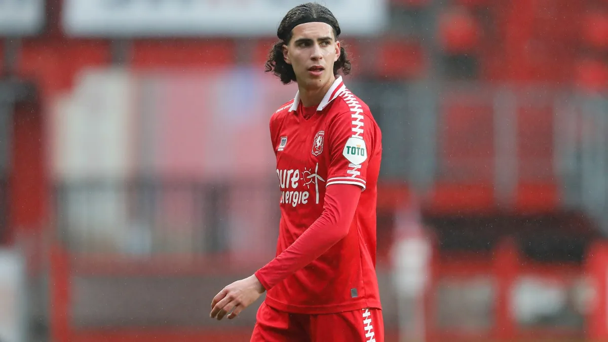 Ramiz Zerrouki, FC Twente, 2021/22