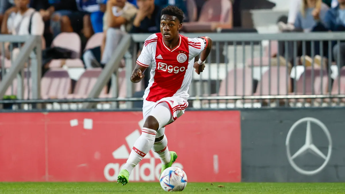 Amourricho van Axel Dongen plays for Ajax