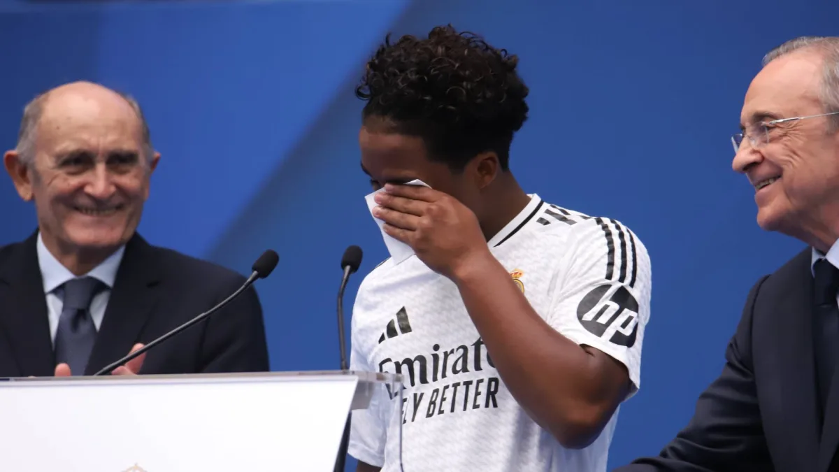 Endrick at his Real Madrid presentation