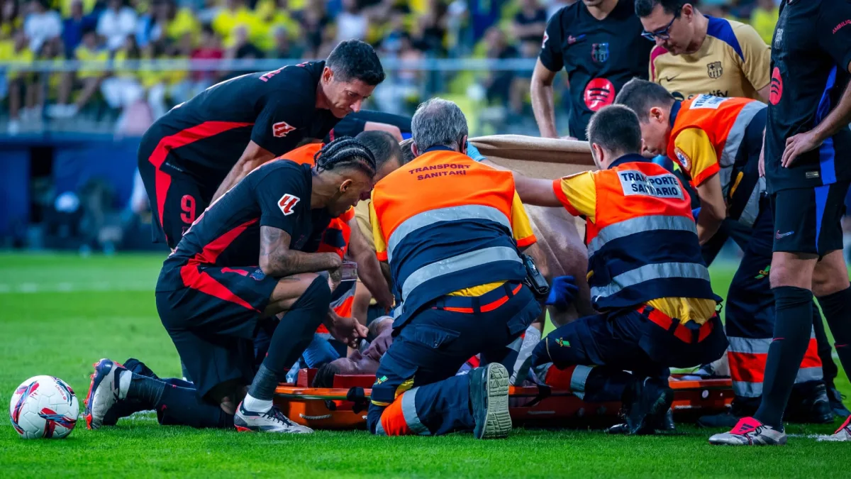 Barcelona's Marc-Andre ter Stegen receives treatment for an injury suffered against Villarreal