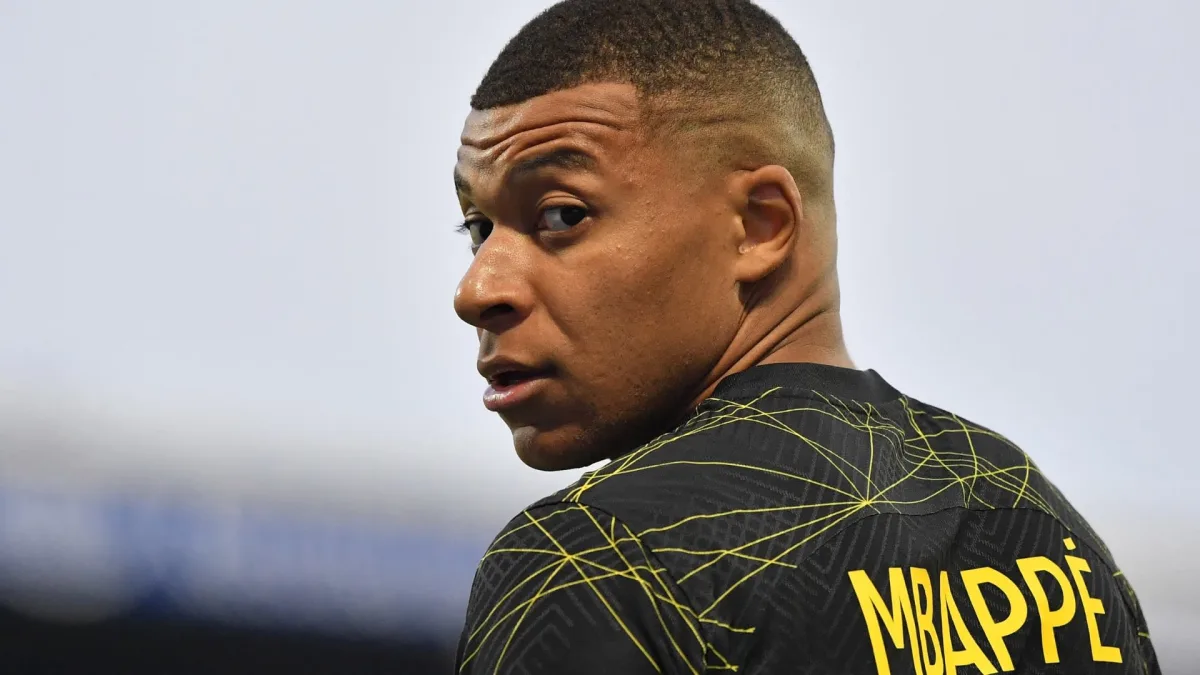 Kylian Mbappe playing for PSG against Auxerre in Ligue 1, 2022/23