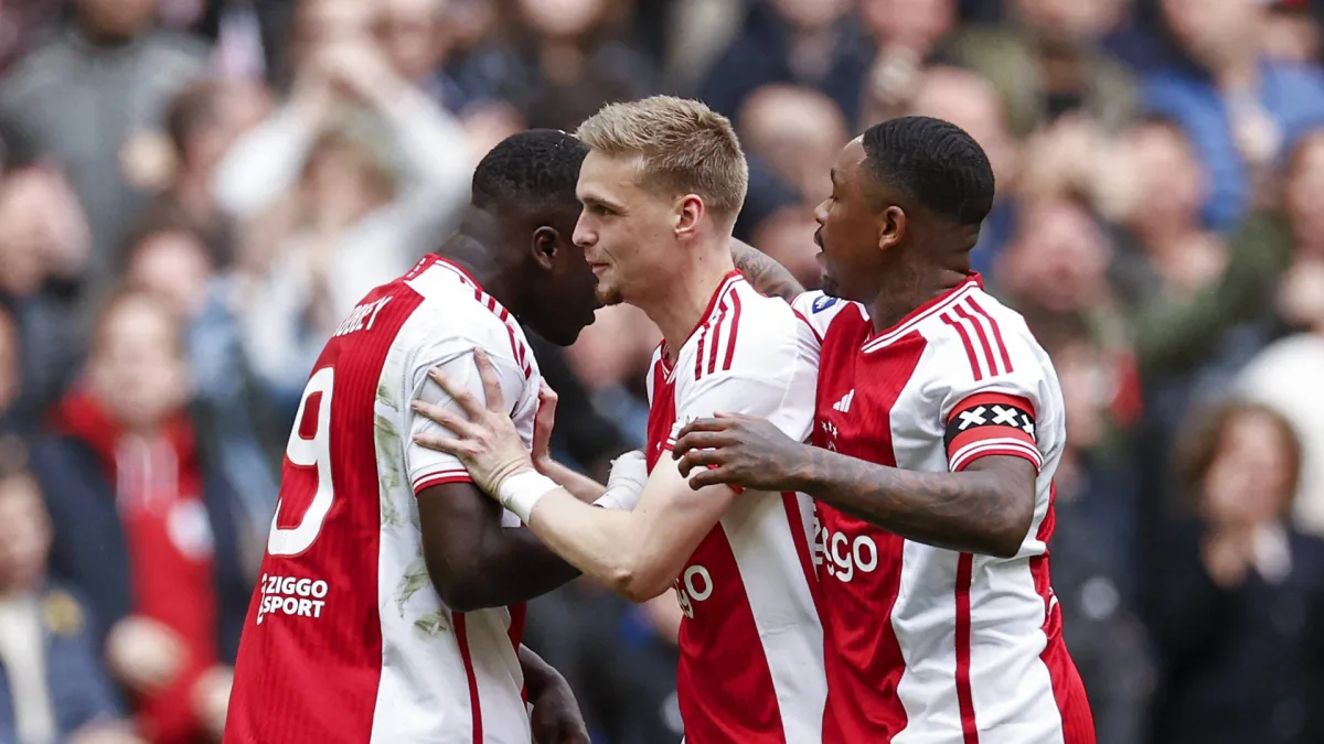 Kenneth Taylor, Brian Brobbey, Steven Bergwijn, Ajax