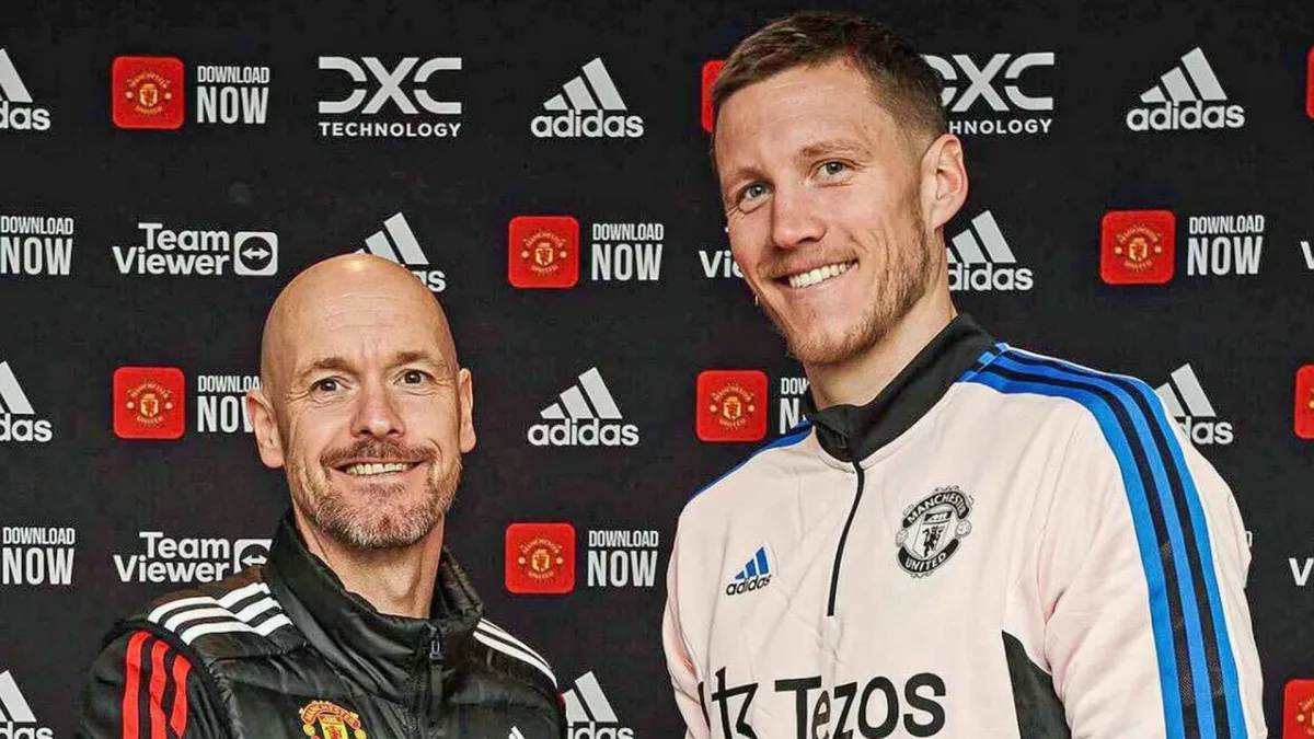 Erik ten Hag with new Man Utd signing Wout Weghorst