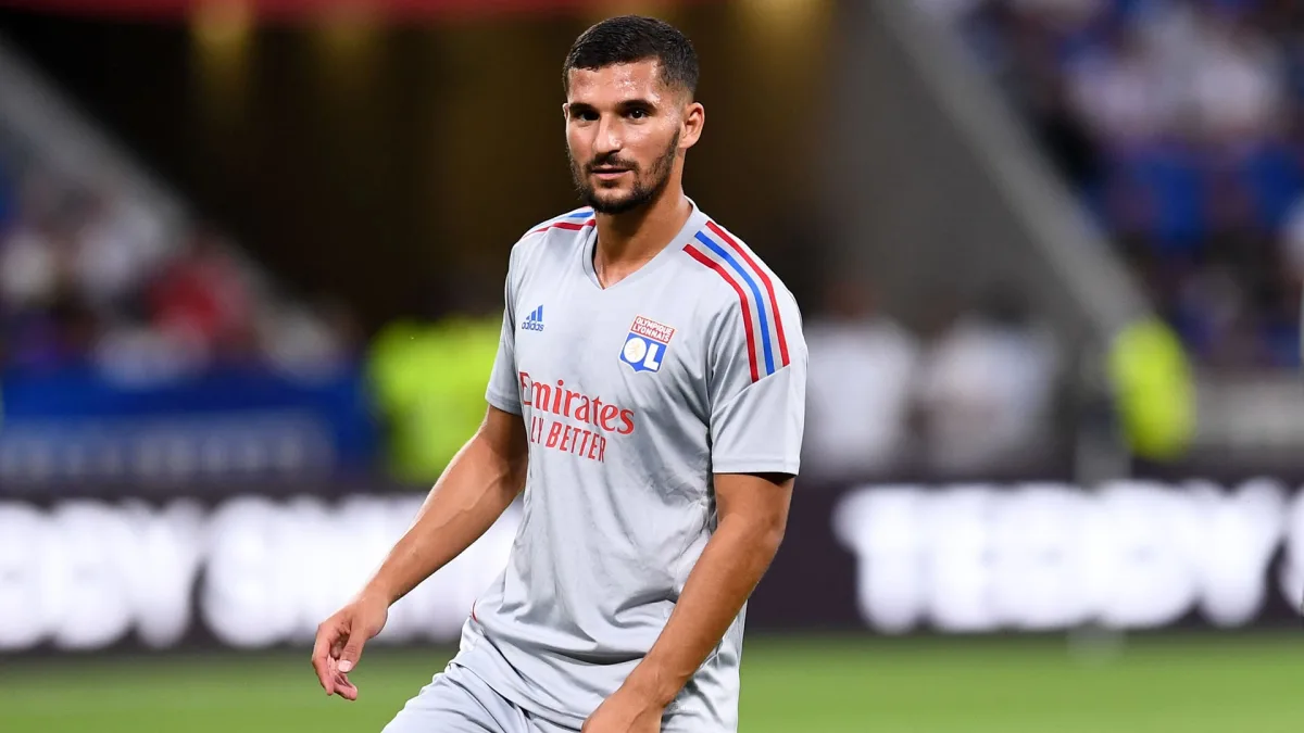 Houssem Aouar Lyon 2022-23