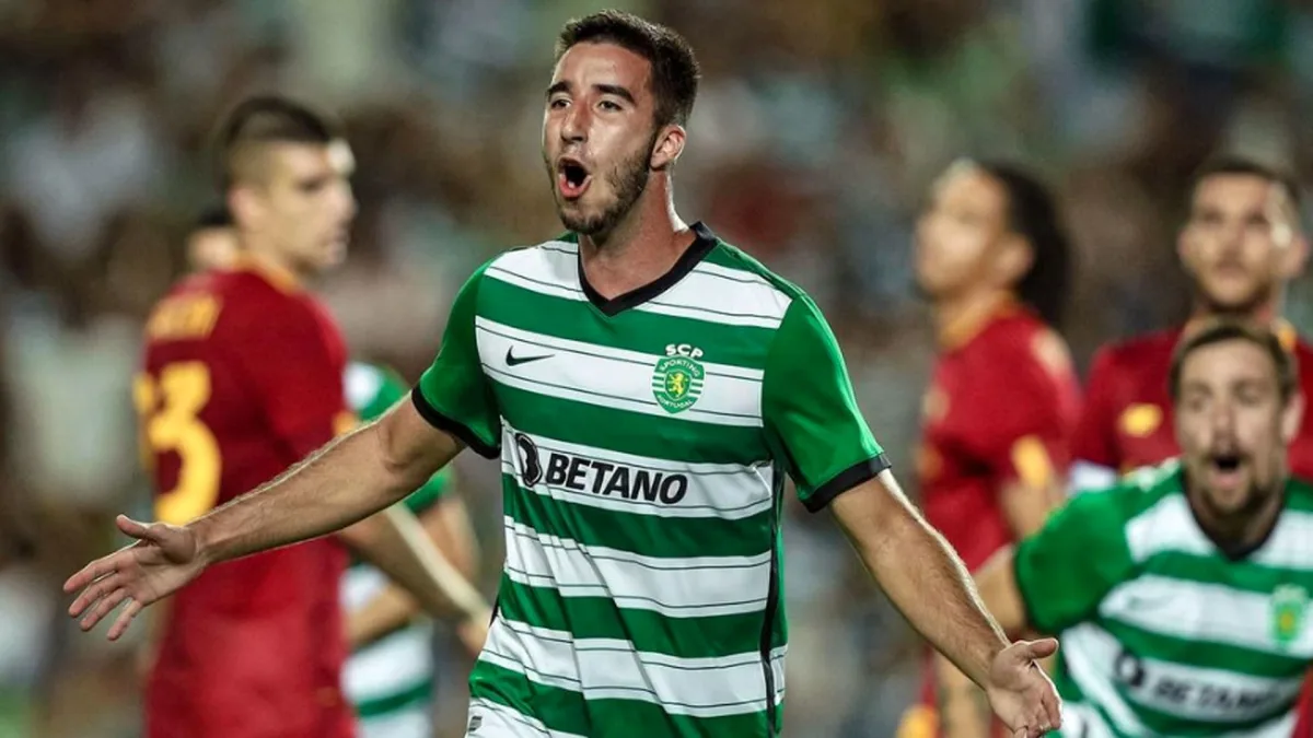 Sporting centre-back Goncalo Inacio