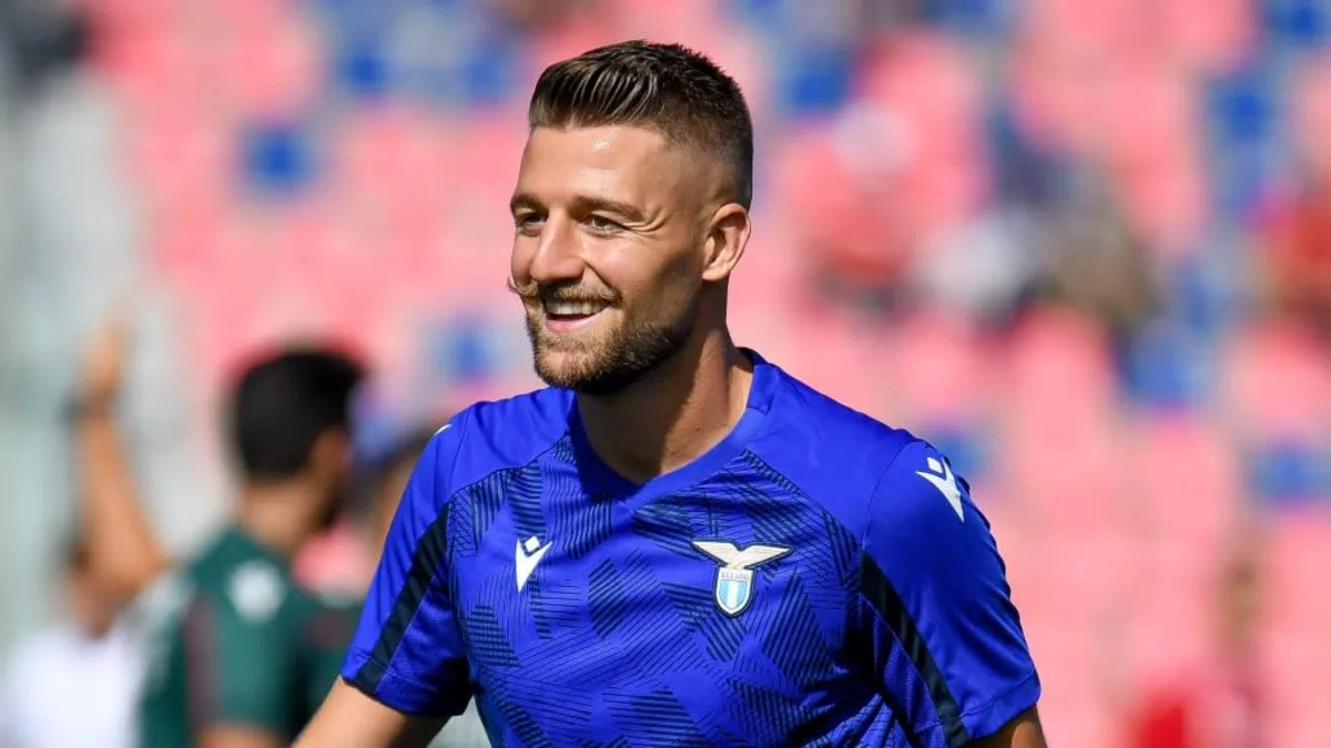 Sergej Milinkovic-Savic playing for Lazio